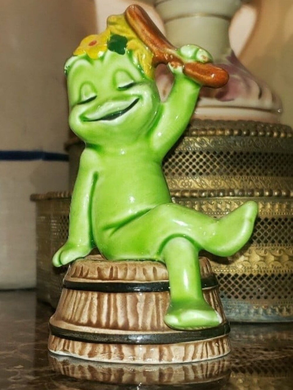 Vintage Mid-Century Lefton Anthropomorphic Frog On A Barrel Figurine